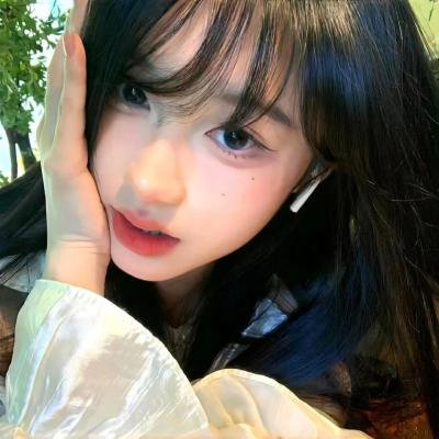 月亮中的亚马逊女人